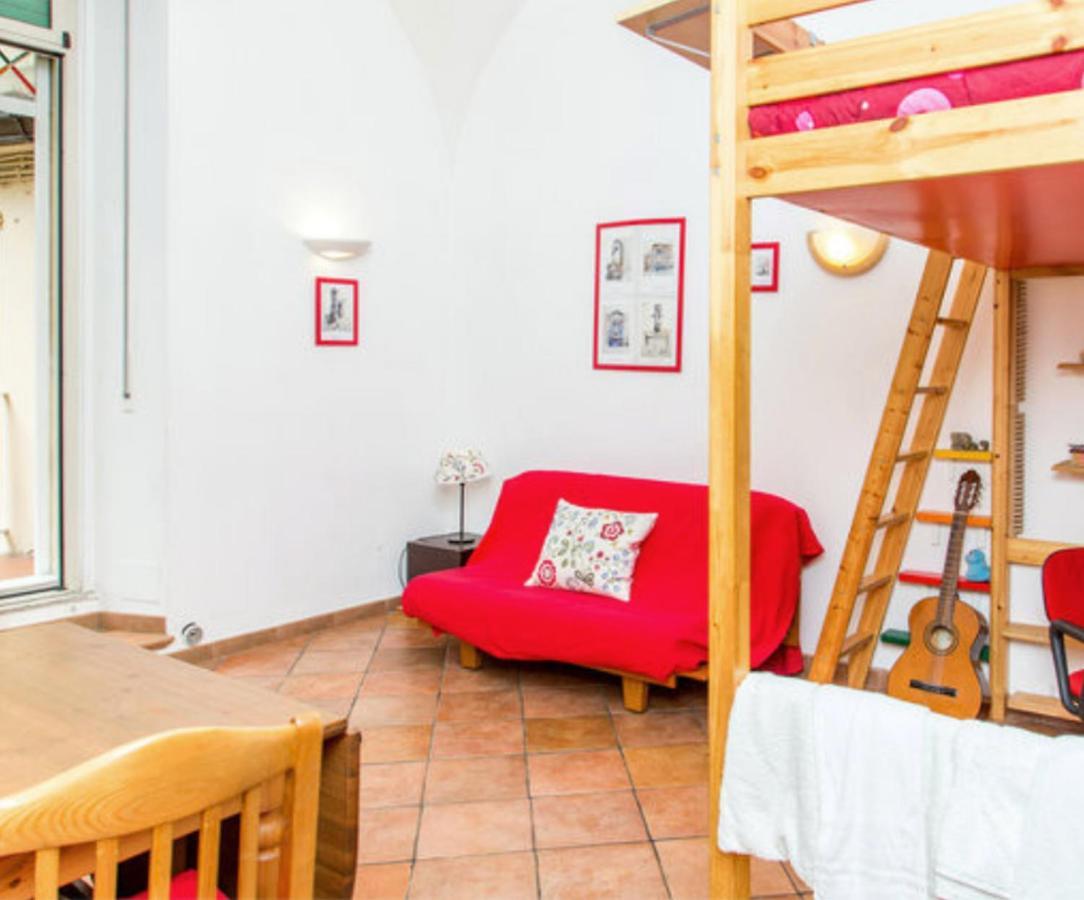 Apartment Charming Near The Colosseum In 45 M² With Balcony *