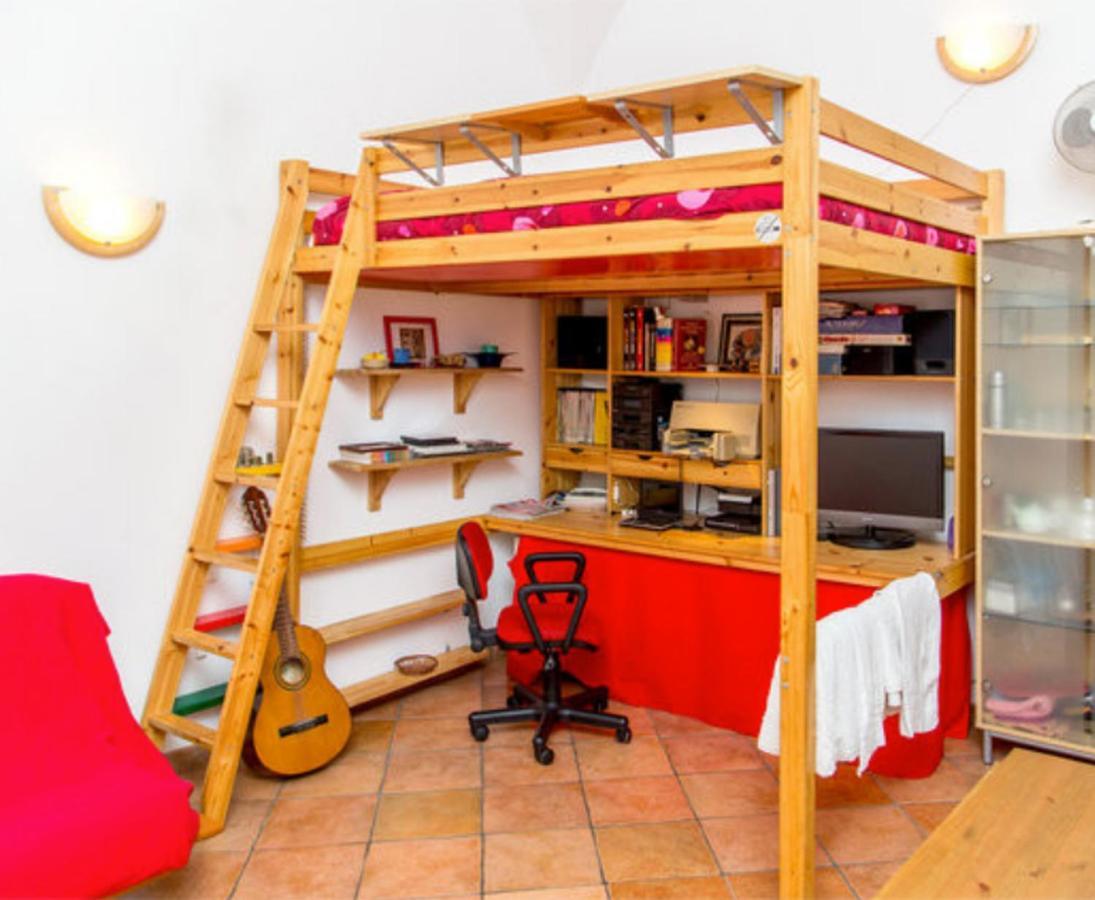 Charming Near The Colosseum In 45 M² With Balcony