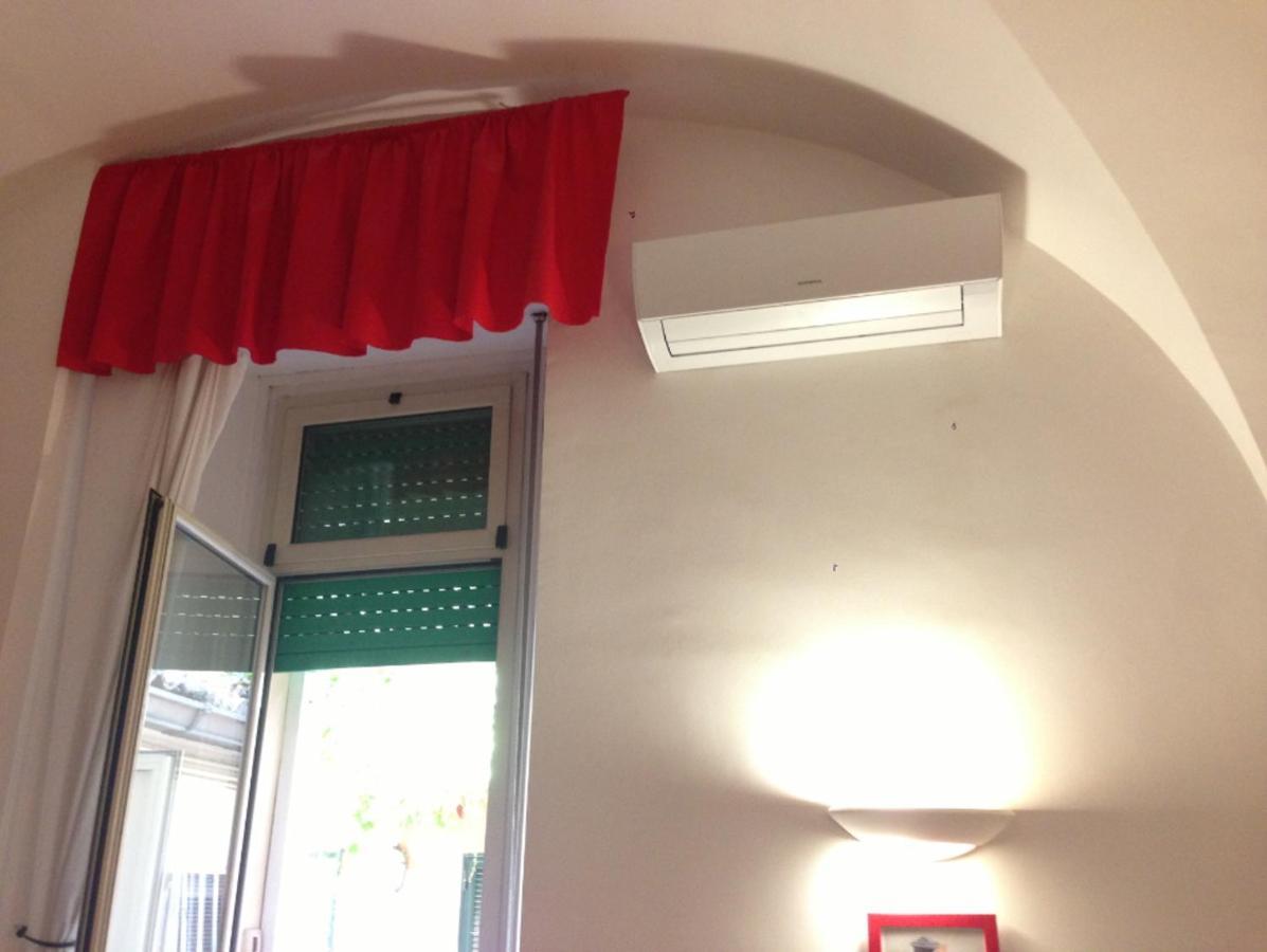 Charming Near The Colosseum In 45 M² With Balcony Apartment *